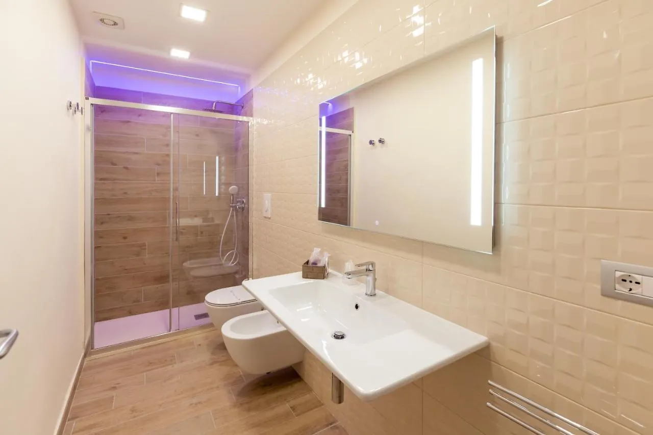 Guest house Toledo Rose Hotel Naples Italy