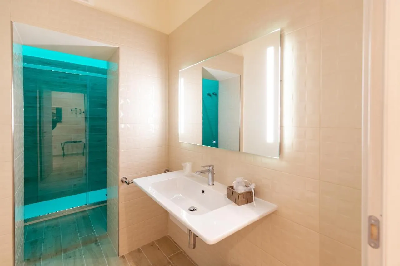 Toledo Rose Hotel Naples 0*,  Italy